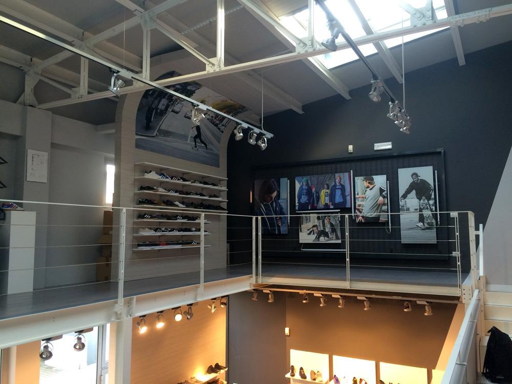 Allestimento Showroom | stampa grande formato 2