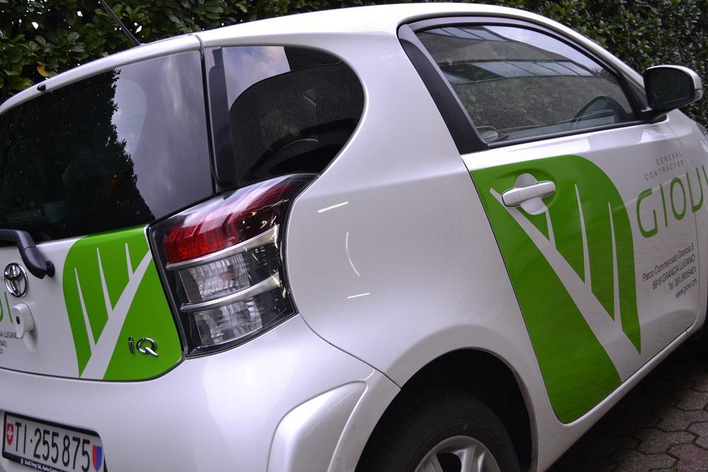 Decorazione auto aziendale  3